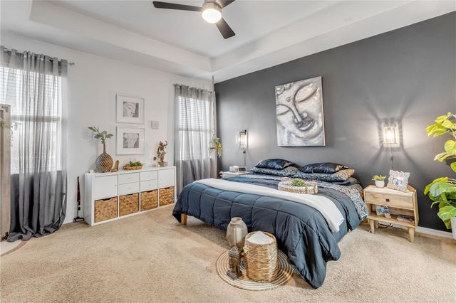 637 BLUEHEARTS TRAIL, Deland, FL 32724