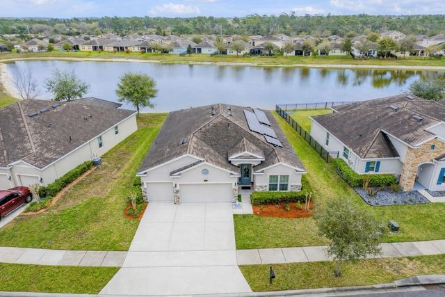 637 BLUEHEARTS TRAIL, Deland, FL 32724