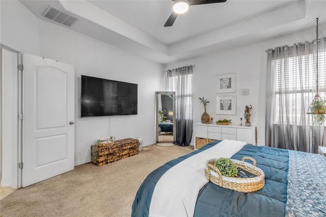 637 BLUEHEARTS TRAIL, Deland, FL 32724