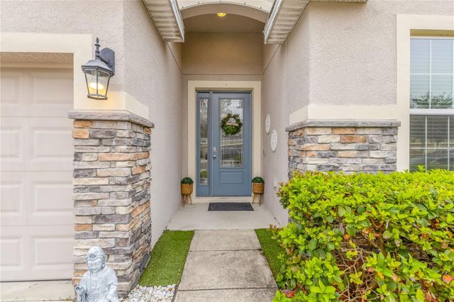 637 BLUEHEARTS TRAIL, Deland, FL 32724