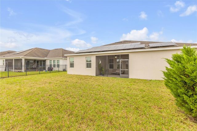 637 BLUEHEARTS TRAIL, Deland, FL 32724