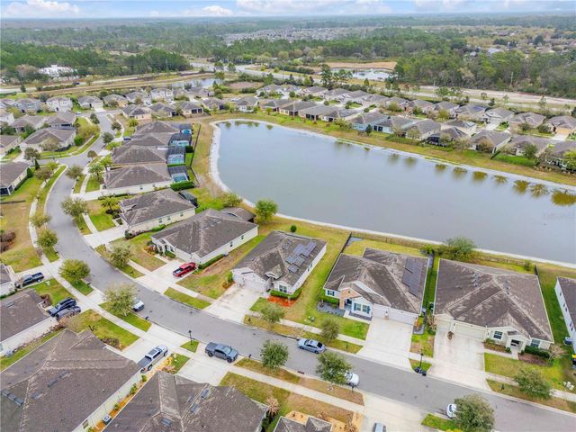 637 BLUEHEARTS TRAIL, Deland, FL 32724