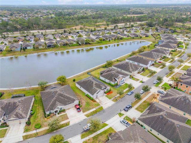 637 BLUEHEARTS TRAIL, Deland, FL 32724