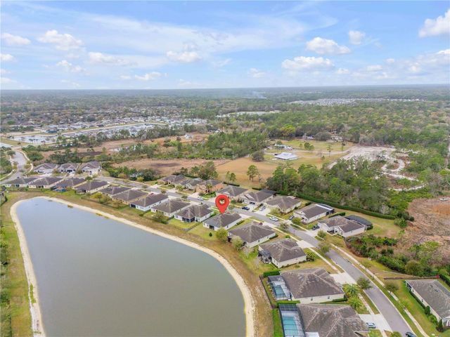 637 BLUEHEARTS TRAIL, Deland, FL 32724