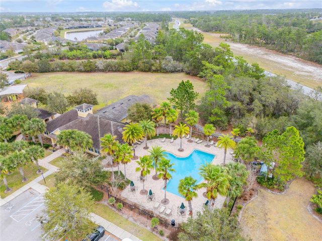 637 BLUEHEARTS TRAIL, Deland, FL 32724