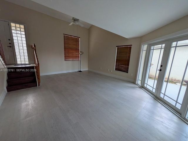 11740 SW 102nd St, Miami, FL 33186