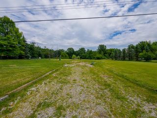 8805 Cogswell Street, Romulus, MI 48174