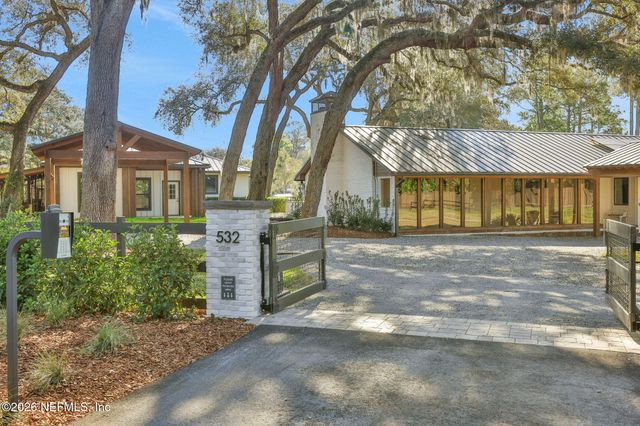 532 MOONSHINE Drive, Ponte Vedra, FL 32081