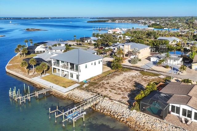 16 SOUTHWIND DRIVE, Englewood, FL 34223