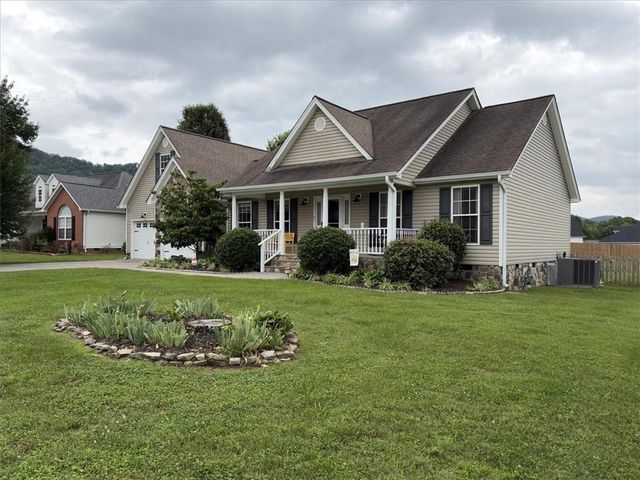 118 Blue Heron Drive, Ringgold, GA 30736