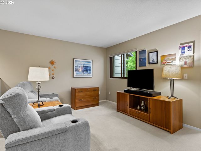 7925 Ne LOOWIT Loop 21, Vancouver, WA 98662