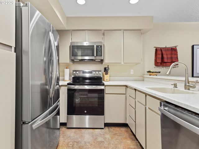 7925 Ne LOOWIT Loop 21, Vancouver, WA 98662