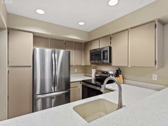 7925 Ne LOOWIT Loop 21, Vancouver, WA 98662