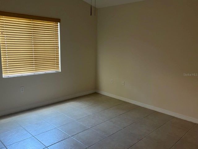 5619 WALKINGSTICK LANE, Wesley Chapel, FL 33543