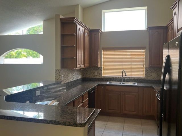 5619 WALKINGSTICK LANE, Wesley Chapel, FL 33543