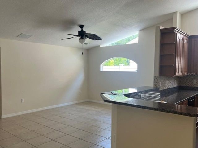 5619 WALKINGSTICK LANE, Wesley Chapel, FL 33543