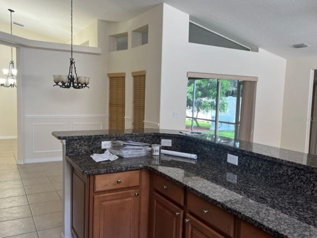 5619 WALKINGSTICK LANE, Wesley Chapel, FL 33543