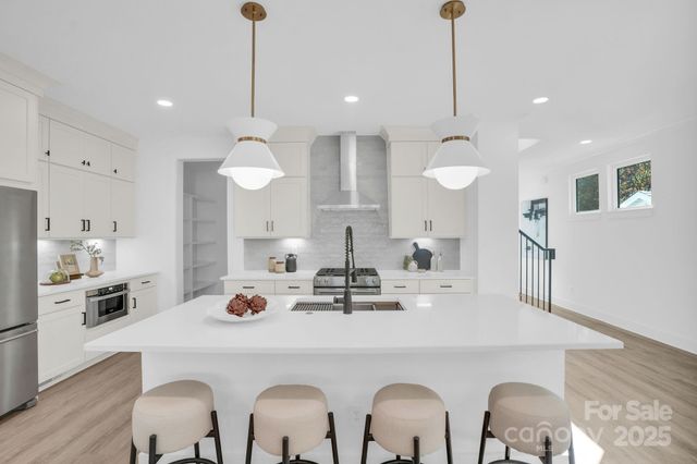 320 Auten Street, Charlotte, NC 28208