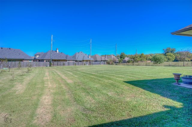 686 Dumaine Drive, Bossier City, LA 71111