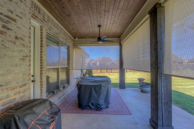 686 Dumaine Drive, Bossier City, LA 71111