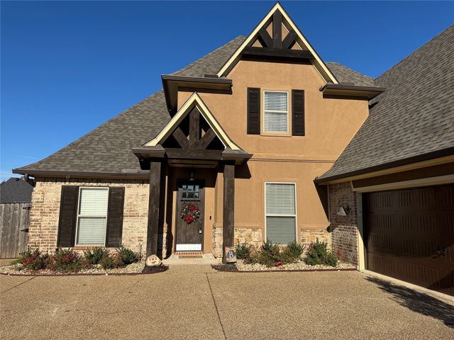 686 Dumaine Drive, Bossier City, LA 71111