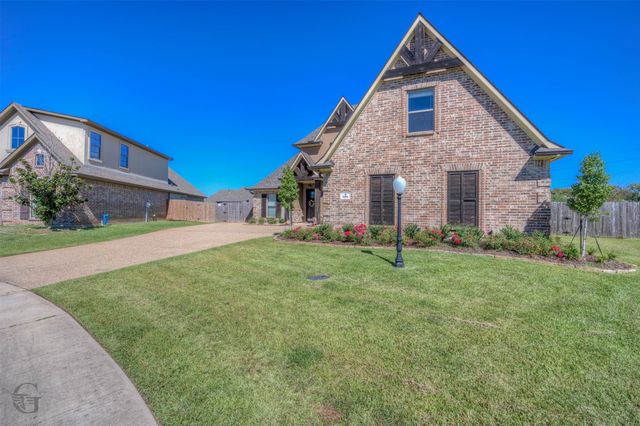 686 Dumaine Drive, Bossier City, LA 71111