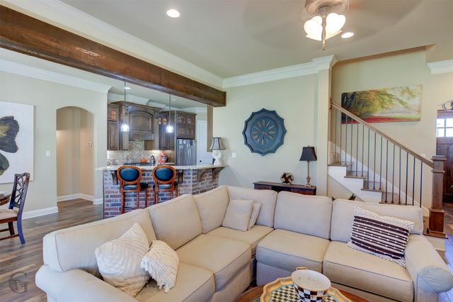 686 Dumaine Drive, Bossier City, LA 71111