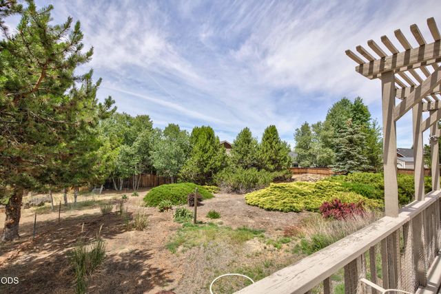 61145 Ladera Road, Bend, OR 97702