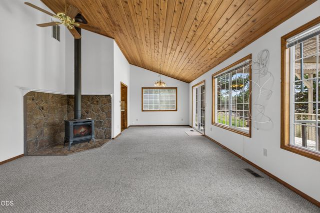 61145 Ladera Road, Bend, OR 97702