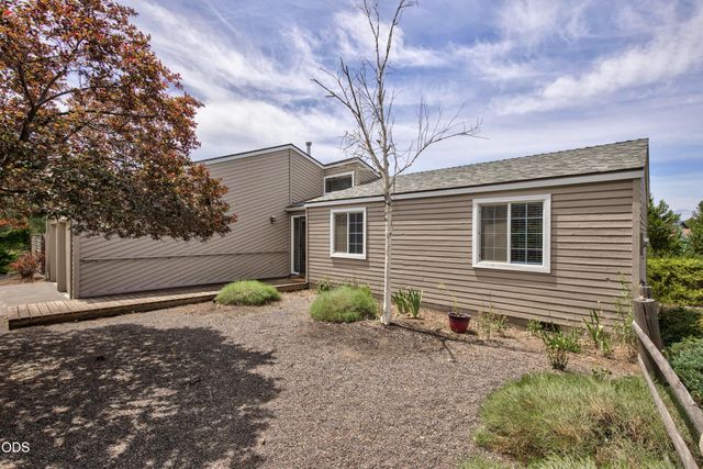 61145 Ladera Road, Bend, OR 97702