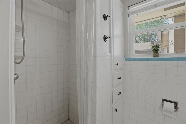 208 E 30th Street, Edmond, OK 73013