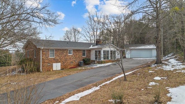 500 W Rutherford Street, Landrum, SC 29356