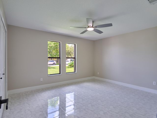 672 SW Ewing Avenue, Port St. Lucie, Port St Lucie, FL 34983