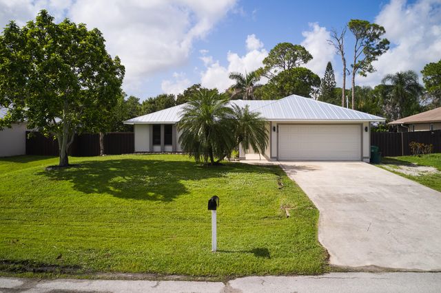 672 SW Ewing Avenue, Port St. Lucie, Port St Lucie, FL 34983