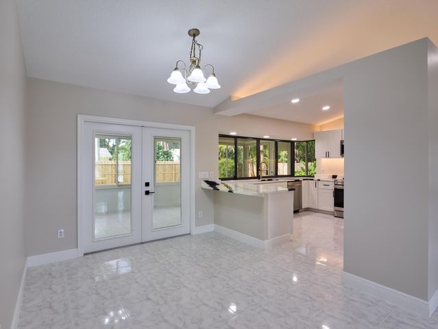 672 SW Ewing Avenue, Port St. Lucie, Port St Lucie, FL 34983