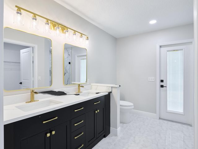 672 SW Ewing Avenue, Port St. Lucie, Port St Lucie, FL 34983