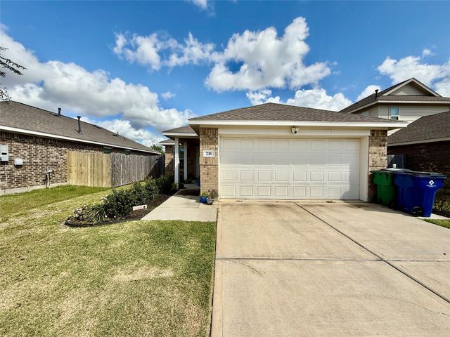 216 Bennett Loop, Angleton, TX 77515