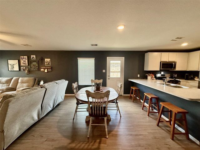 216 Bennett Loop, Angleton, TX 77515
