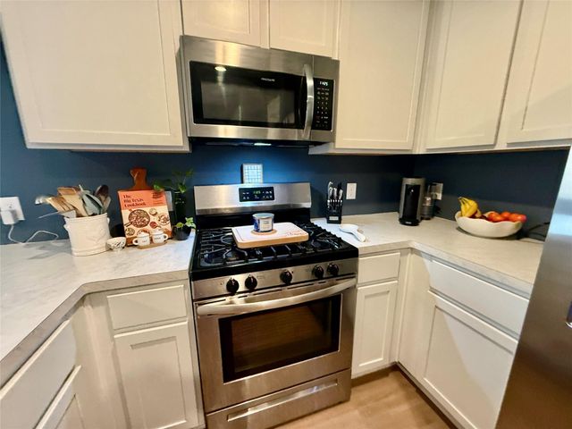 216 Bennett Loop, Angleton, TX 77515