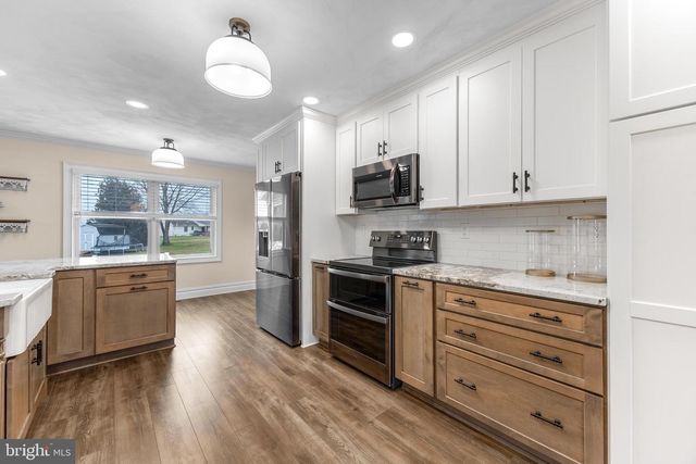 1020 W SPRINGFIELD DR, Bellefonte, PA 16823