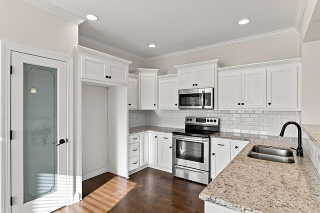 1133 Corona Ct, Lascassas, TN 37085