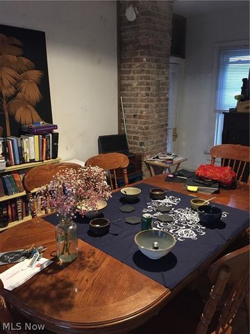 6009 W Clinton Avenue, Cleveland, OH 44102