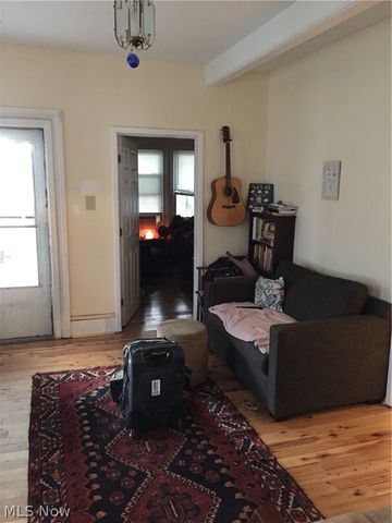 6009 W Clinton Avenue, Cleveland, OH 44102