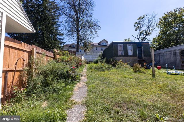 1757 W NORWEGIAN ST, Pottsville, PA 17901