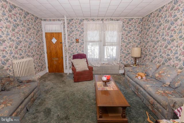 1757 W NORWEGIAN ST, Pottsville, PA 17901