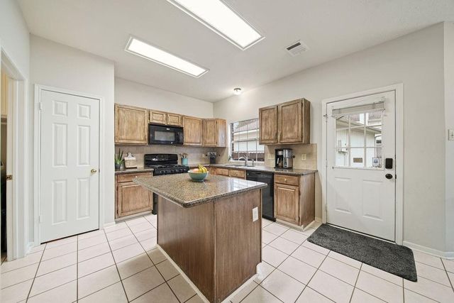 16114 Kintyre Point Road, Houston, TX 77095