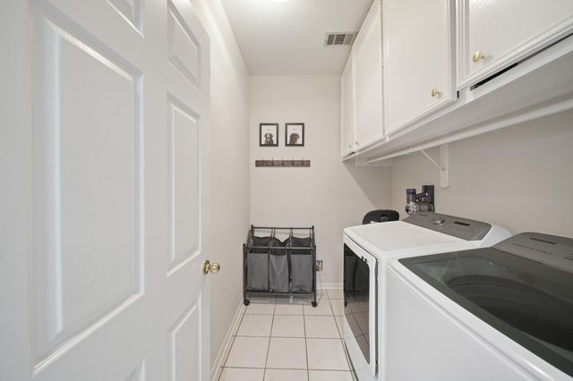 16114 Kintyre Point Road, Houston, TX 77095