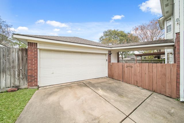 16114 Kintyre Point Road, Houston, TX 77095