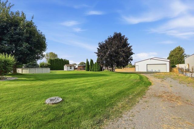 5105 N Glenarvon Rd, Otis Orchards, WA 99027