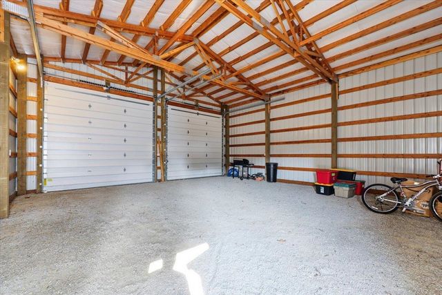 5105 N Glenarvon Rd, Otis Orchards, WA 99027